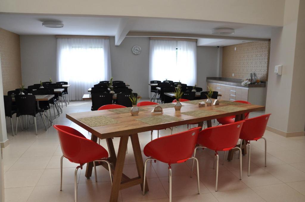 Monza Comfort Hotel จูเอามงเลวาจิ ภายนอก รูปภาพ